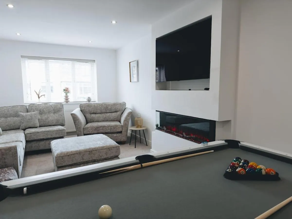 Cricketers View Villa Bradford